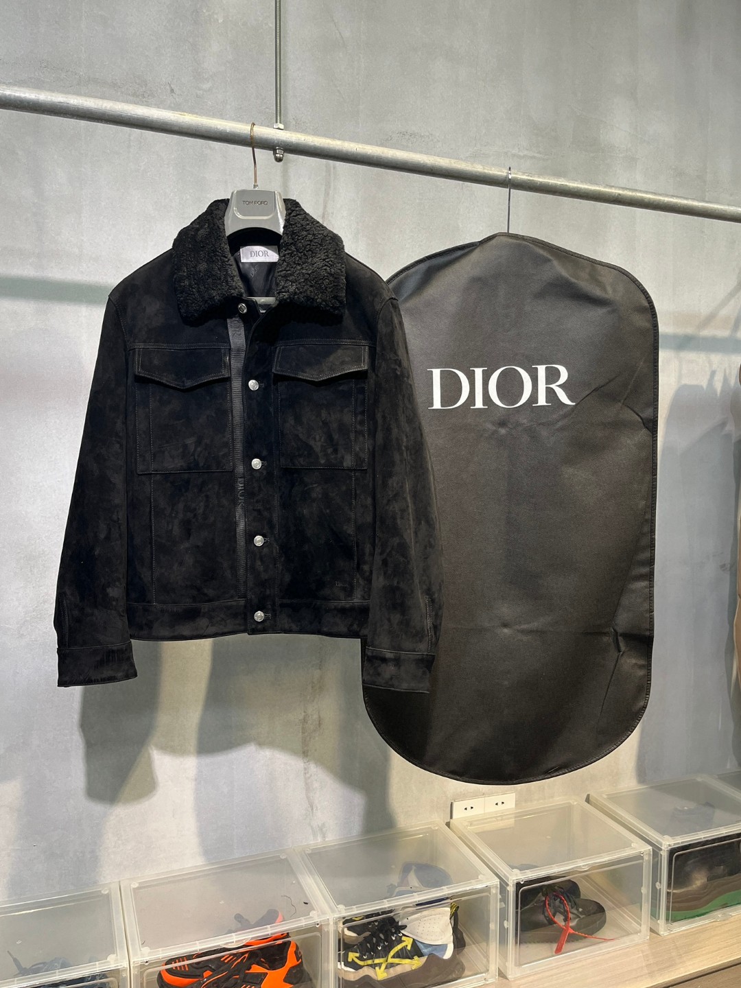 高定系列 Dior 迪奥 摇粒绒毛领拉链夹克 外套 长袖 保暖 黑色