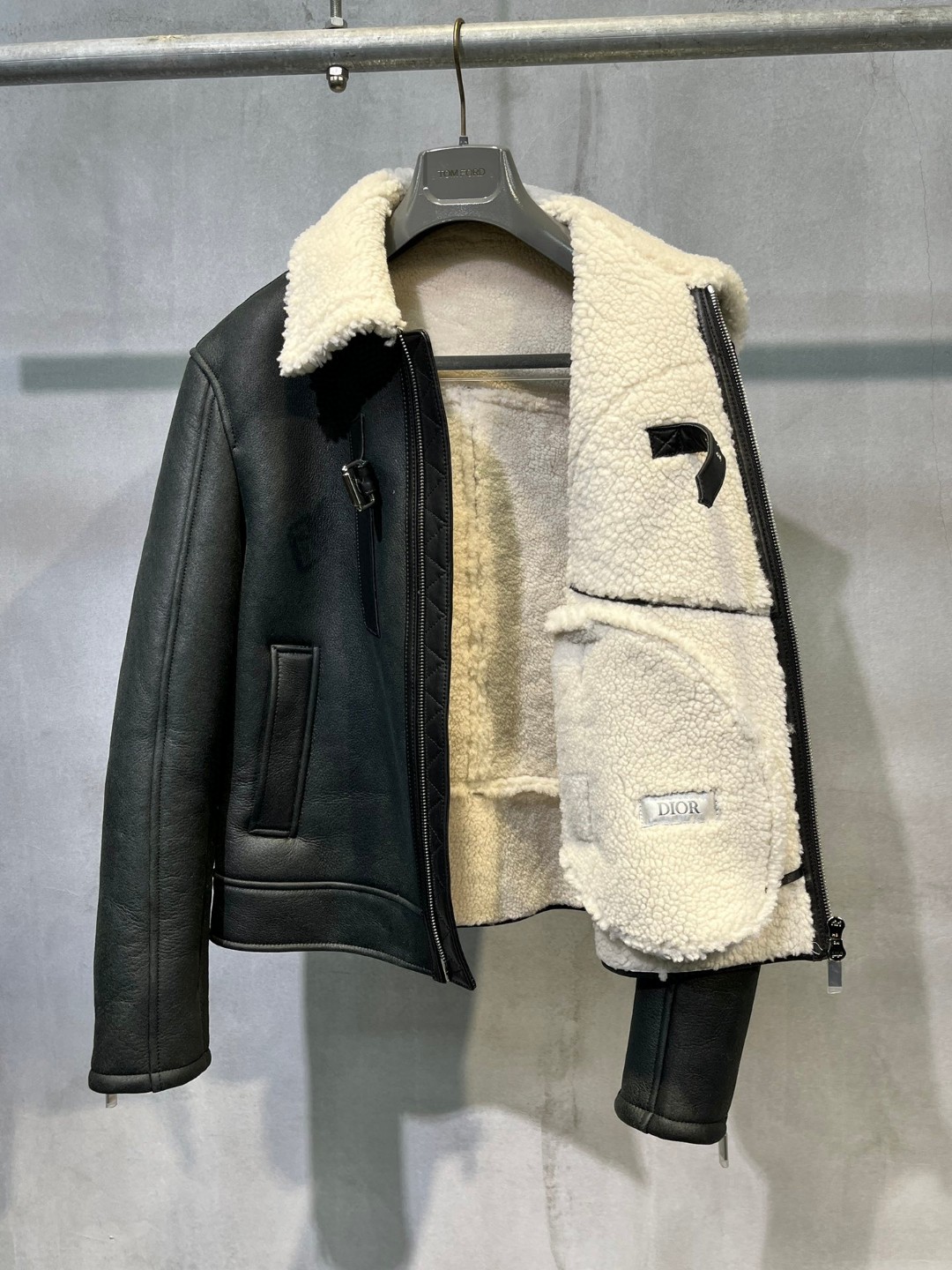 高定系列 Dior 迪奥 摇粒绒拼皮面拉链夹克 外套 长袖 保暖 黑灰色