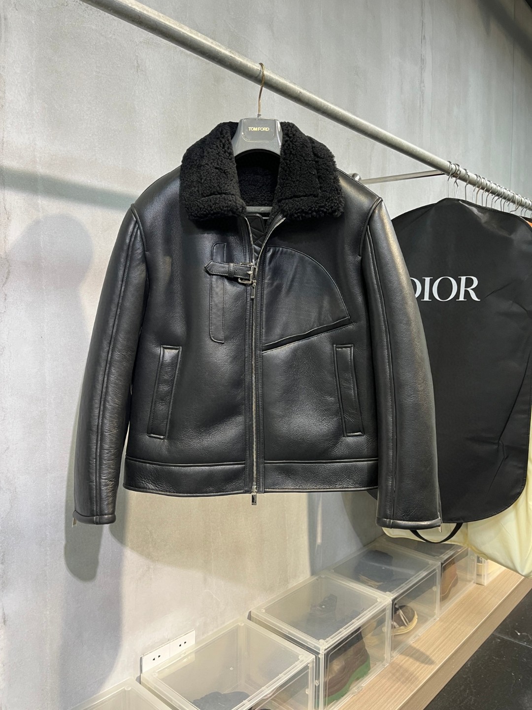 高定系列 Dior 迪奥 摇粒绒拼皮面拉链夹克 外套 长袖 保暖 黑色