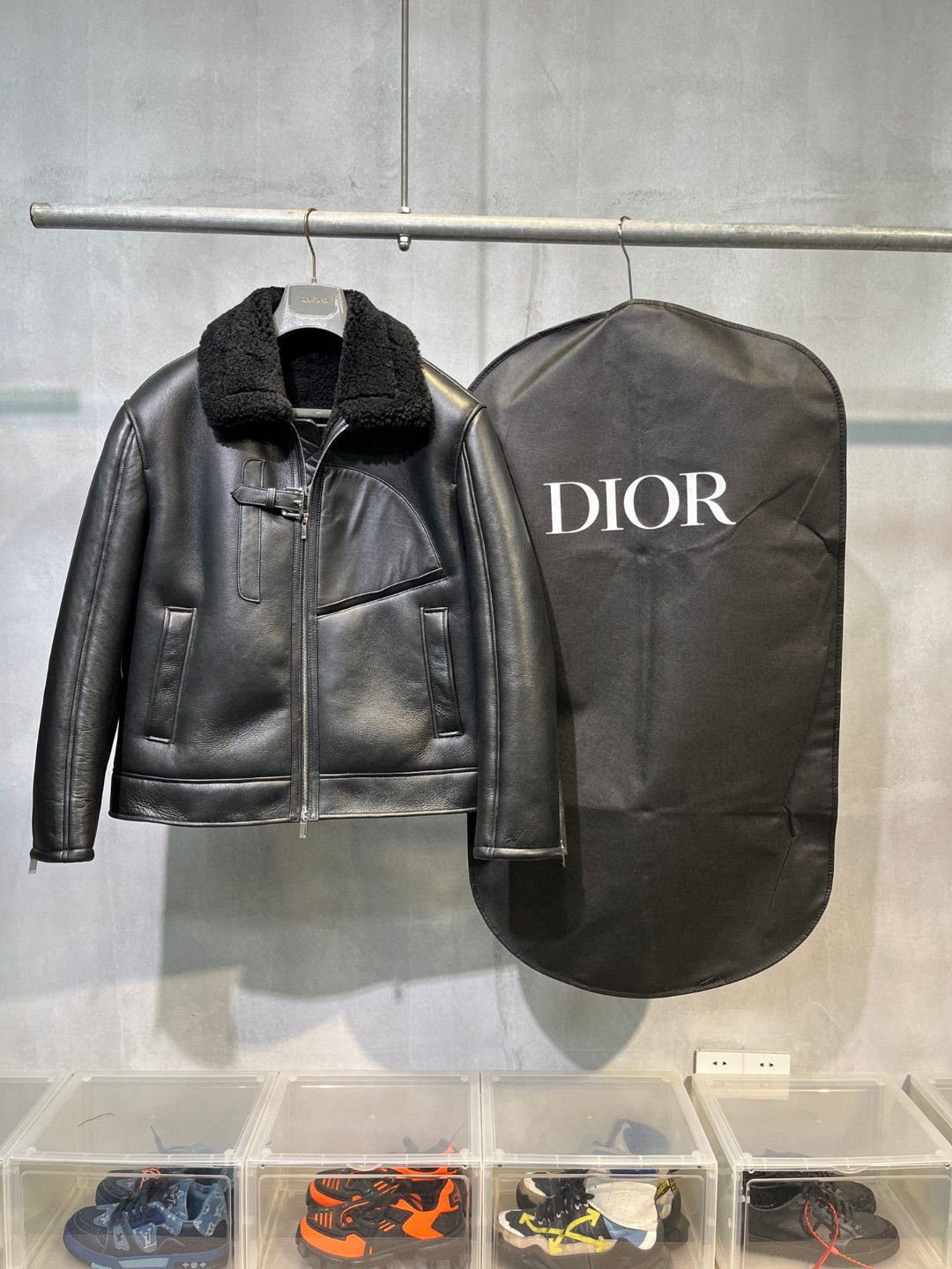 高定系列 Dior 迪奥 摇粒绒拼皮面拉链夹克 外套 长袖 保暖 黑色