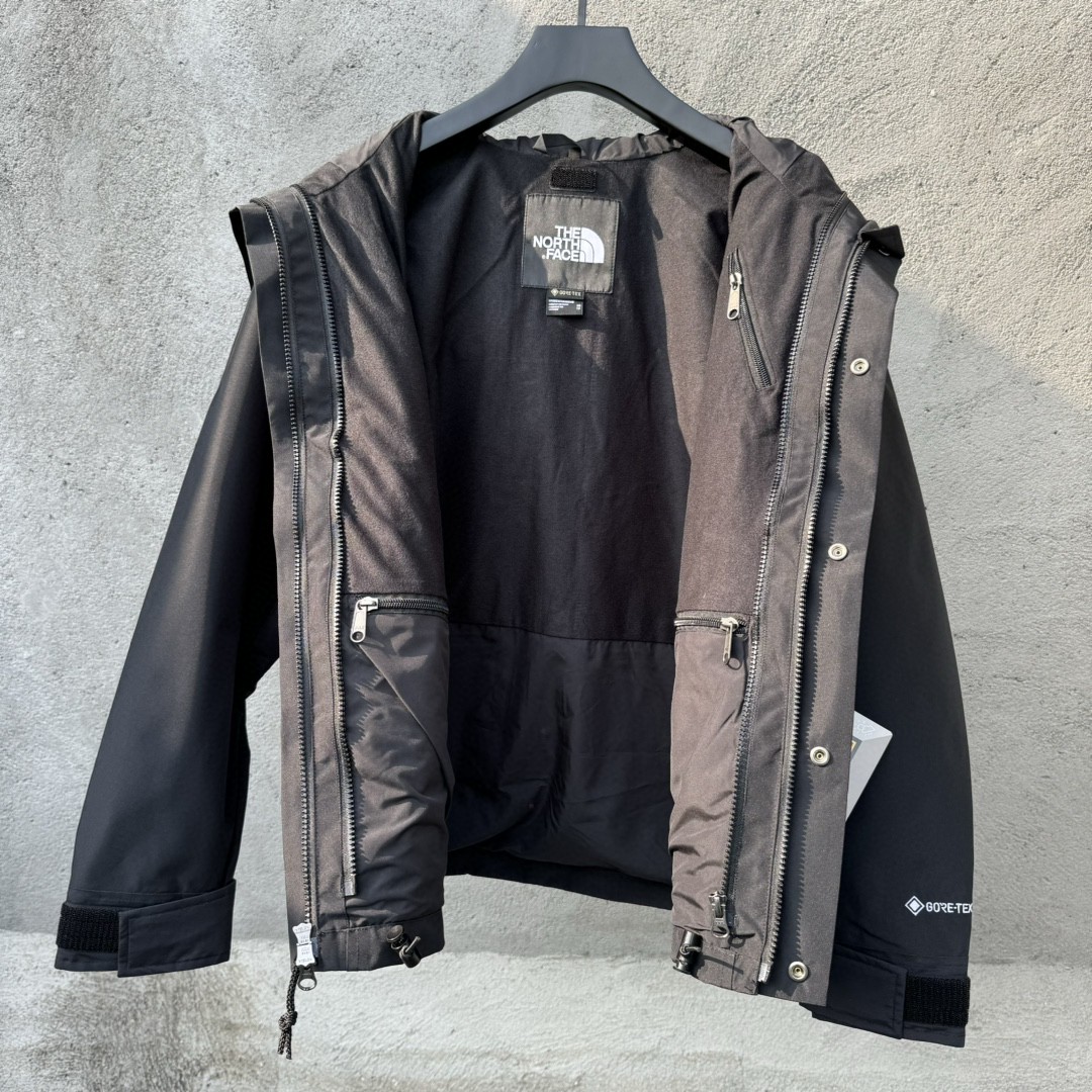 The North Face 1990 连帽冲锋衣 夾克 防水 防風 外套 男女同款 黑色