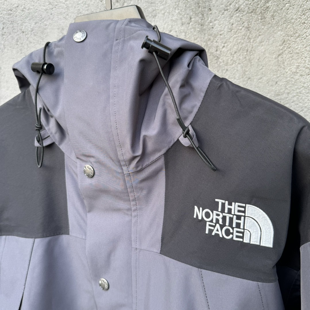 The North Face 1990 连帽冲锋衣 夾克 防水 防風 外套 男女同款 石墨灰