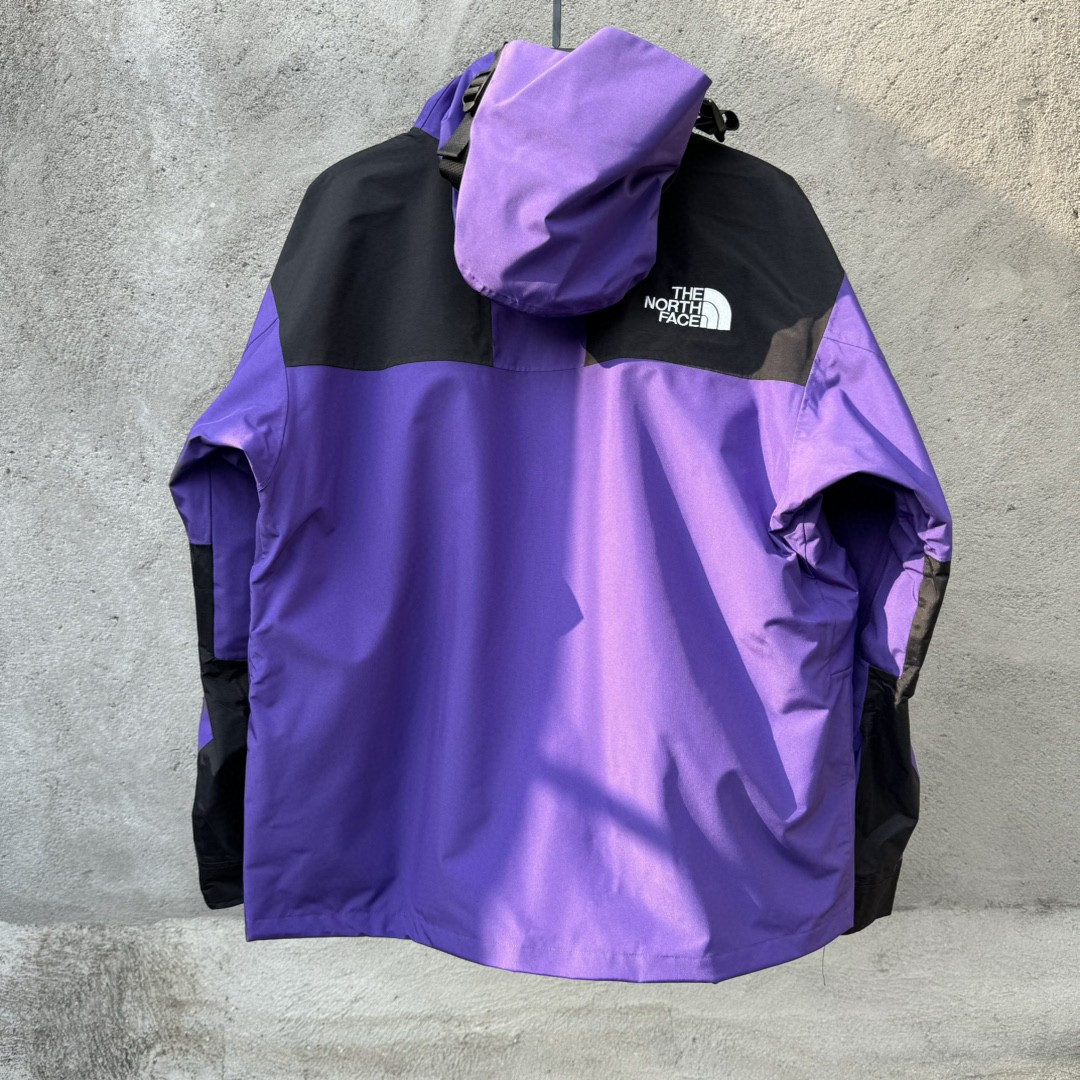 The North Face 1990 连帽冲锋衣 夾克 防水 防風 外套 男女同款 紫色