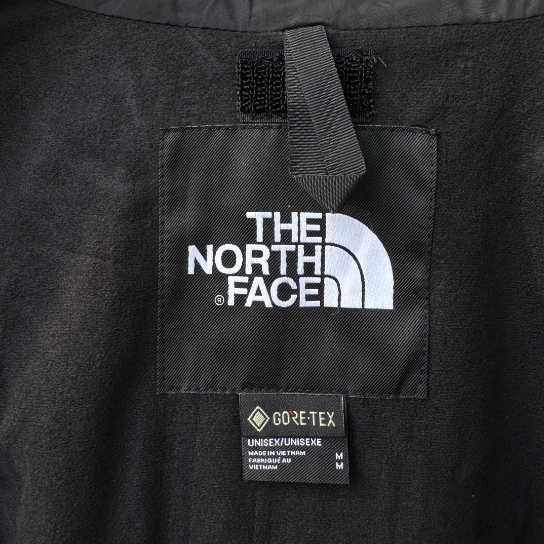 The North Face 1990 连帽冲锋衣 夾克 防水 防風 外套 男女同款 橙色