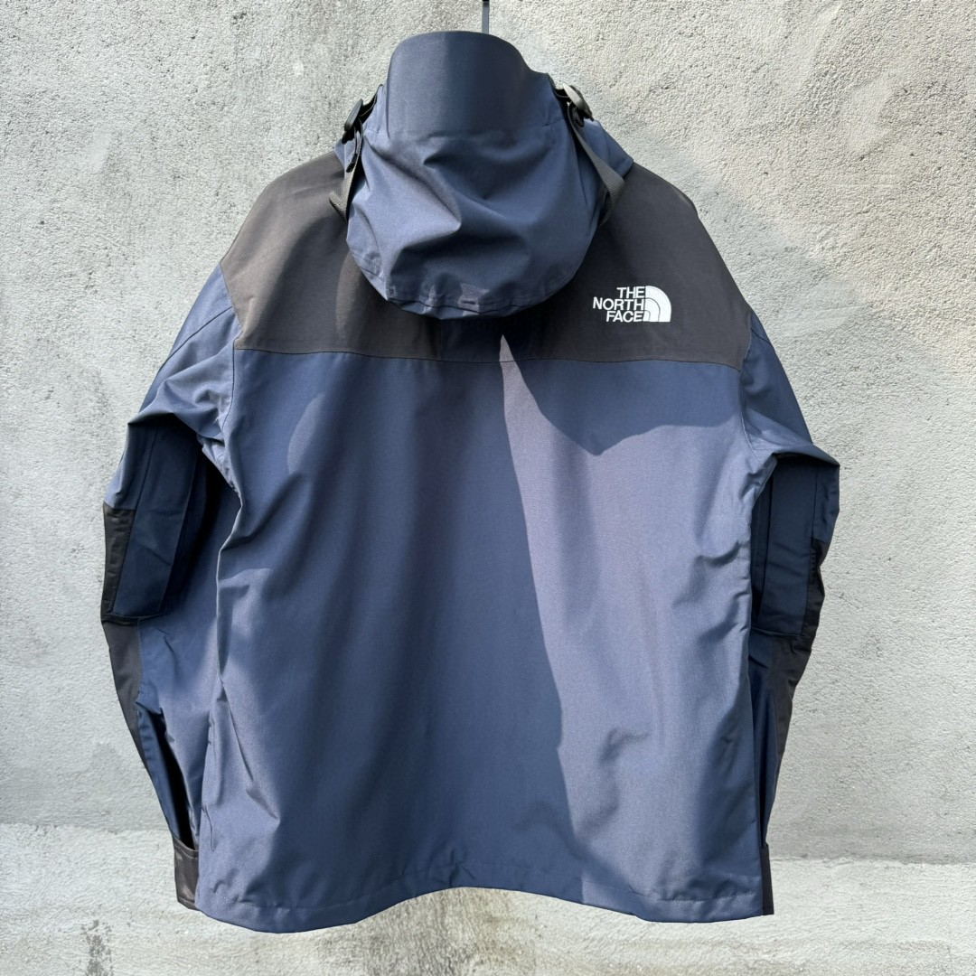 The North Face 1990 连帽冲锋衣 夾克 防水 防風 外套 男女同款 藏青色