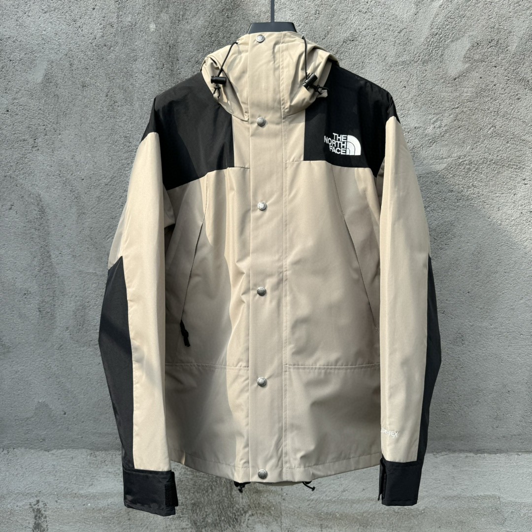The North Face 1990 连帽冲锋衣 夾克 防水 防風 外套 男女同款 卡其色