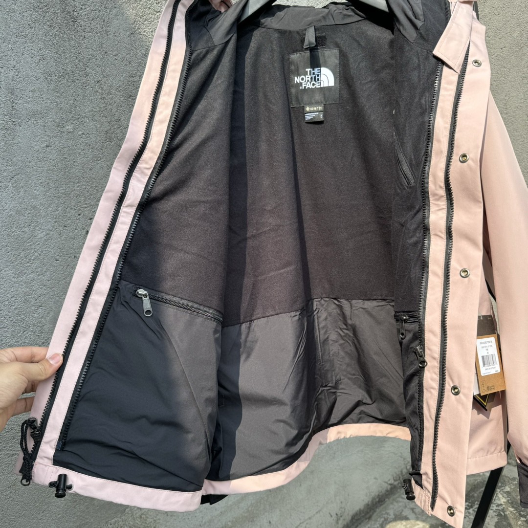 The North Face 1990 连帽冲锋衣 夾克 防水 防風 外套 男女同款 粉色