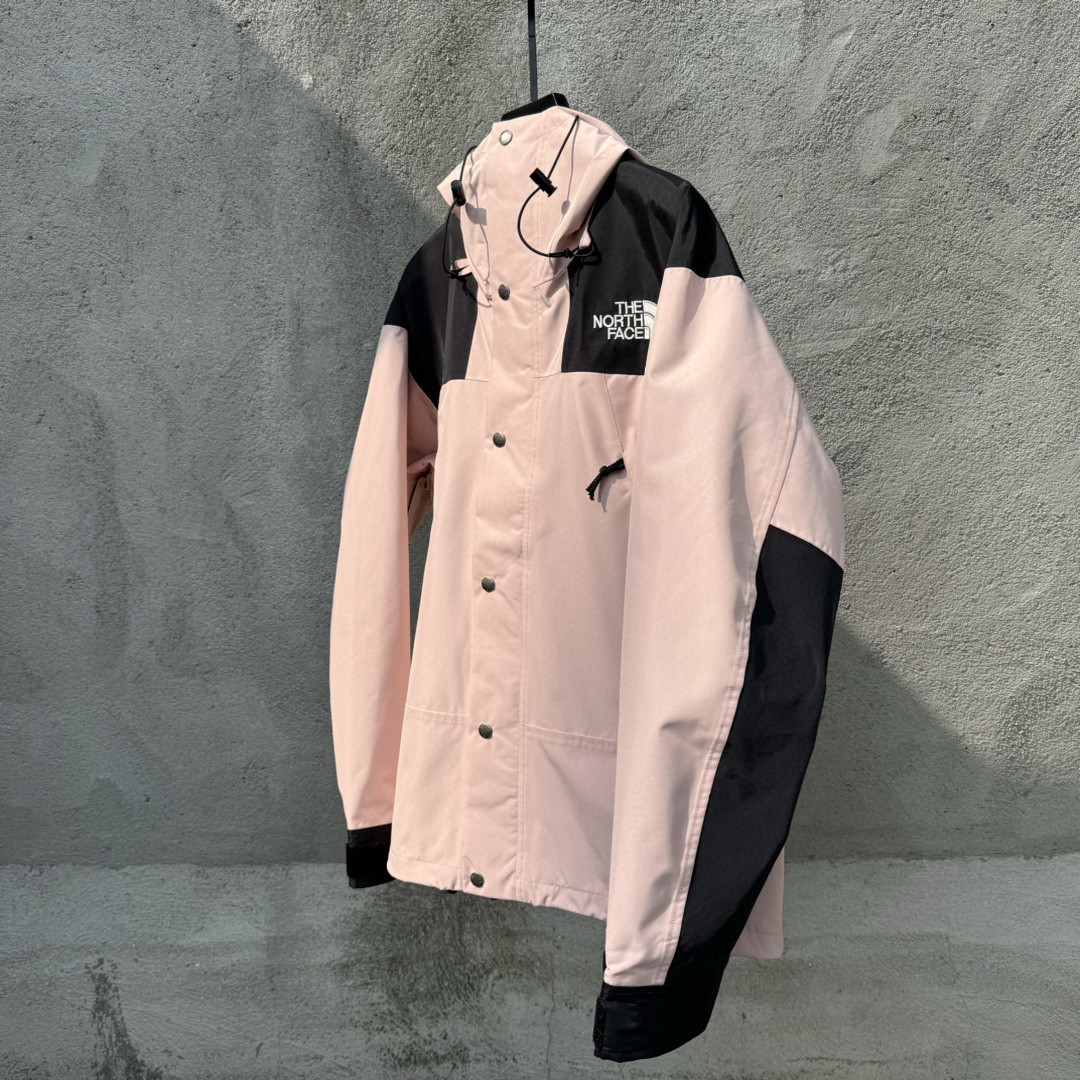 The North Face 1990 连帽冲锋衣 夾克 防水 防風 外套 男女同款 粉色