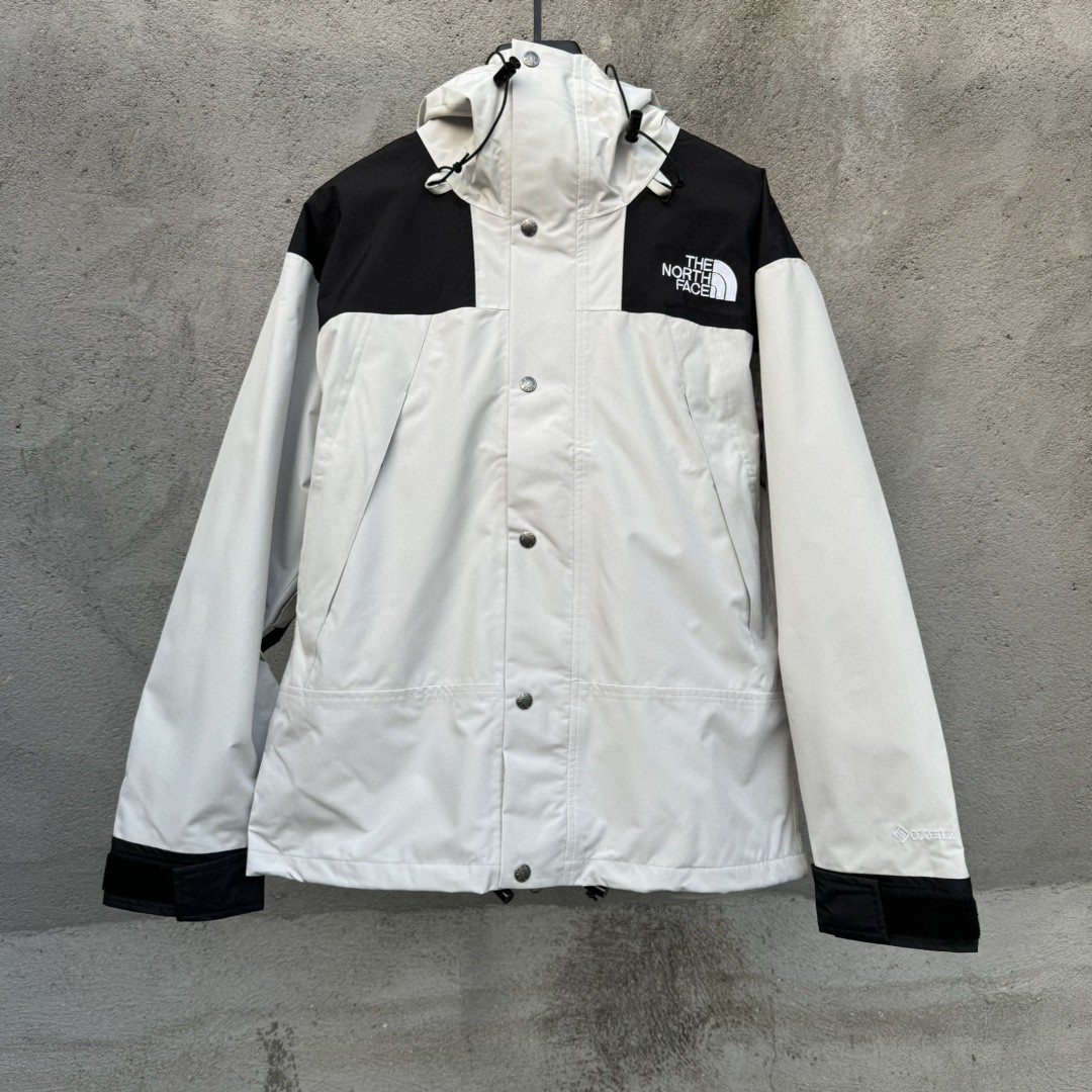 The North Face 1990 连帽冲锋衣 夾克 防水 防風 外套 男女同款 灰白色