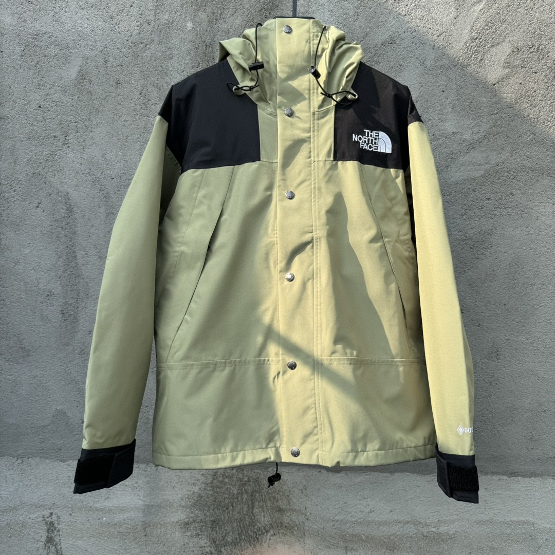 The North Face 1990 连帽冲锋衣 夾克 防水 防風 外套 男女同款 抹茶绿