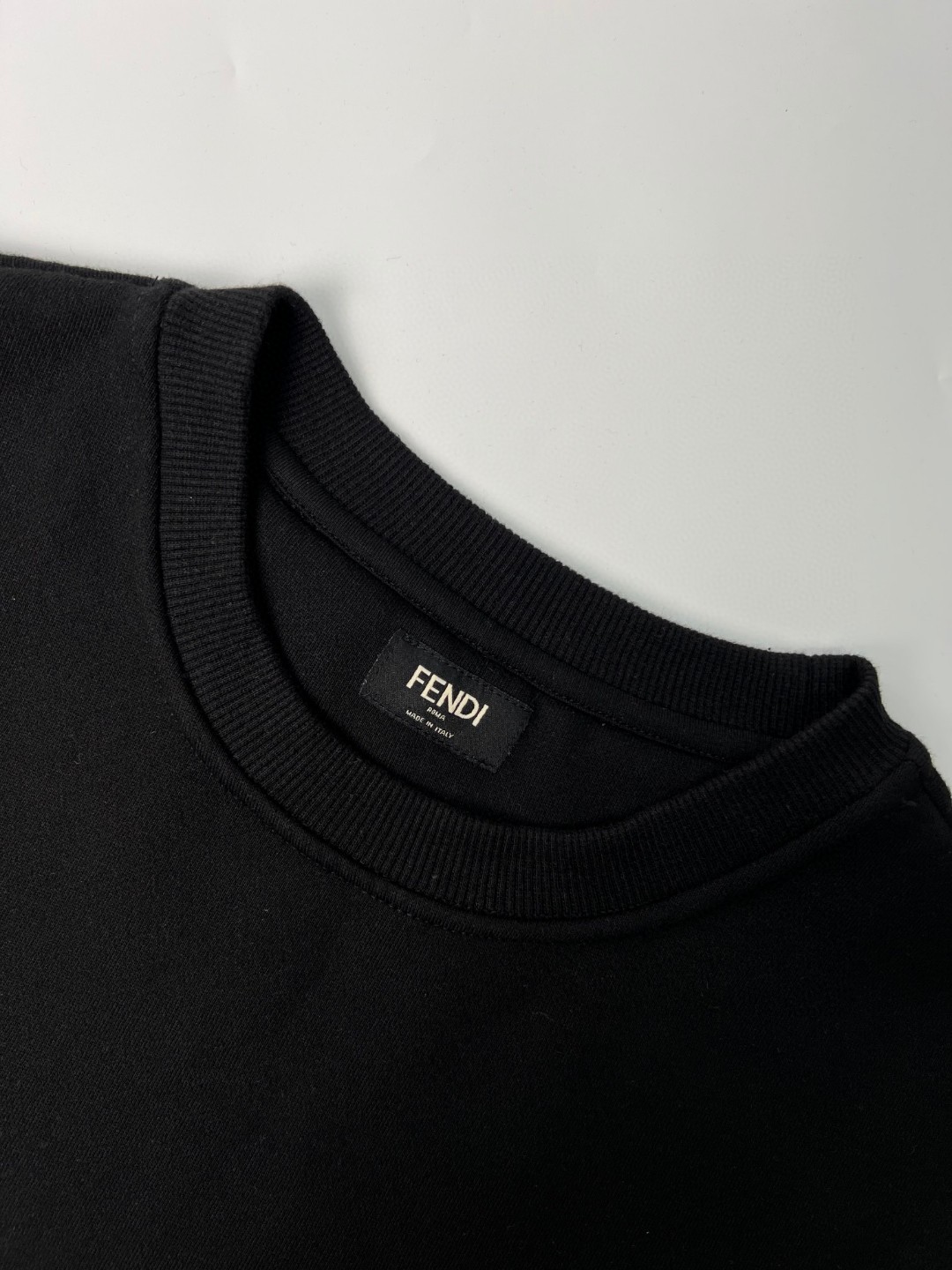 FENDI 芬迪 小怪兽 圆领卫衣 长袖 套头 黑色 FY1033ACNBF0QA1