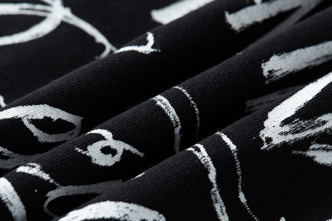 Balenciaga 巴黎世家 New Year 新年系列 字母印花 短袖 T恤 圆领 夏季 黑色 641675TPVO31569