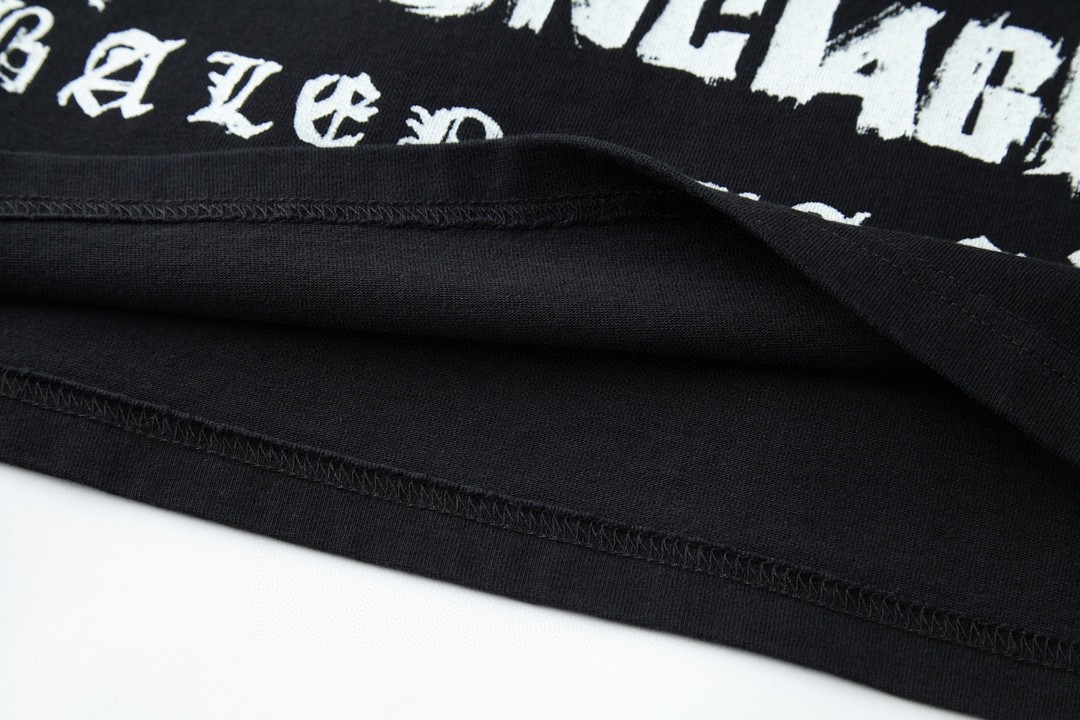 Balenciaga 巴黎世家 New Year 新年系列 字母印花 短袖 T恤 圆领 夏季 黑色 641675TPVO31569