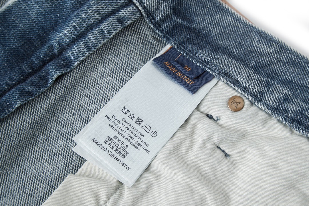 LOUIS VUITTON 压花浮雕 牛仔短裤 牛仔裤 短裤 五分裤 蓝色