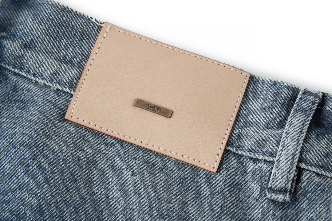 LOUIS VUITTON 压花浮雕 牛仔短裤 牛仔裤 短裤 五分裤 蓝色