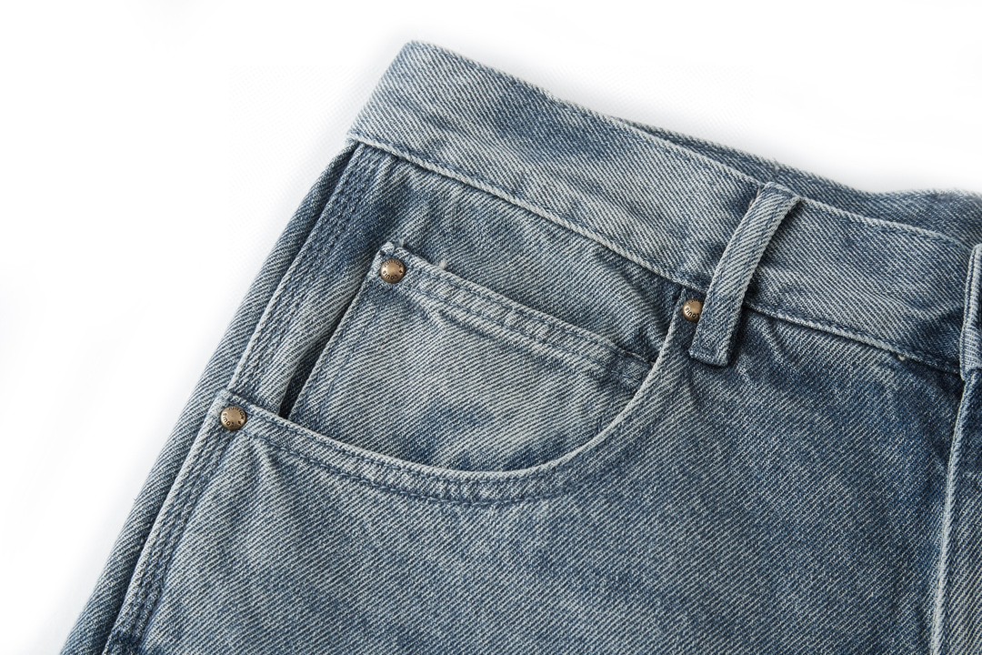 LOUIS VUITTON 压花浮雕 牛仔短裤 牛仔裤 短裤 五分裤 蓝色