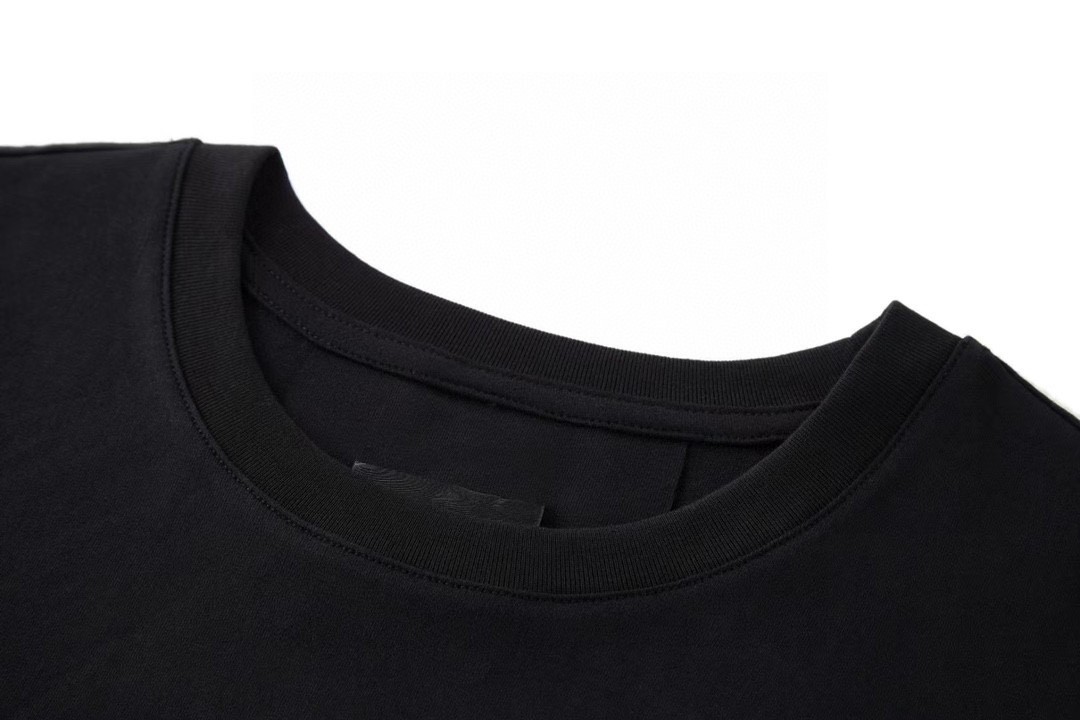 Givenchy 纪梵希 SS21 反向字母Logo印花  T恤 短袖 套头 夏款 黑色 BM71653Y6B-001