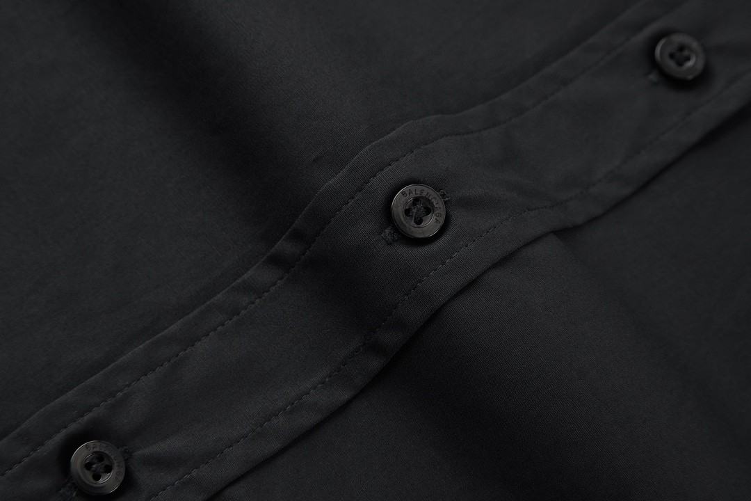 Balenciaga 巴黎世家 后背字母logo黄色胶带印花 衬衫 长袖 秋冬 黑色