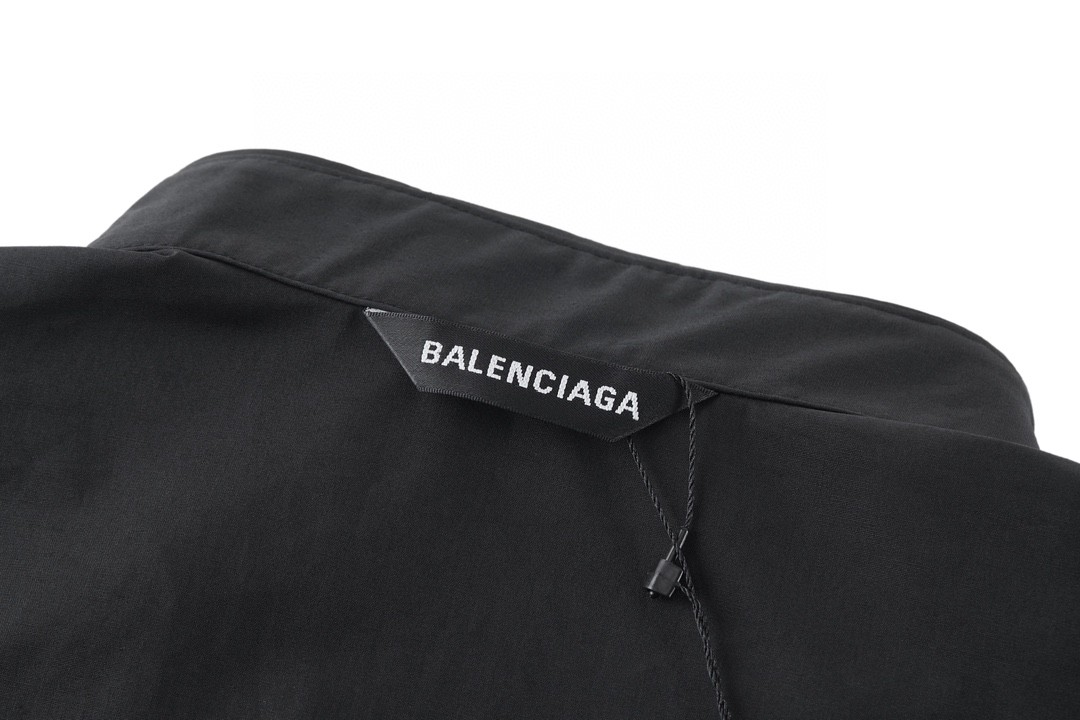 Balenciaga 巴黎世家 黄胶带 后背字母logo印花 衬衫 短袖 夏季 黑色 738761TNM601000