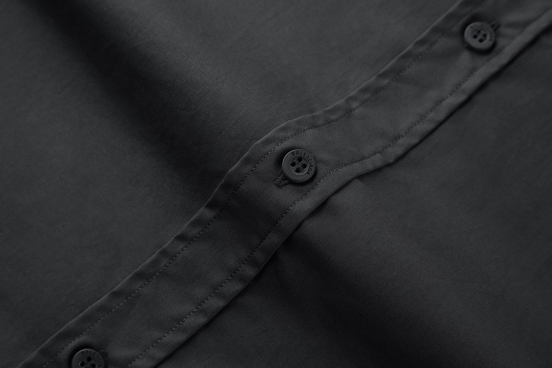 Balenciaga 巴黎世家 黄胶带 后背字母logo印花 衬衫 短袖 夏季 黑色 738761TNM601000