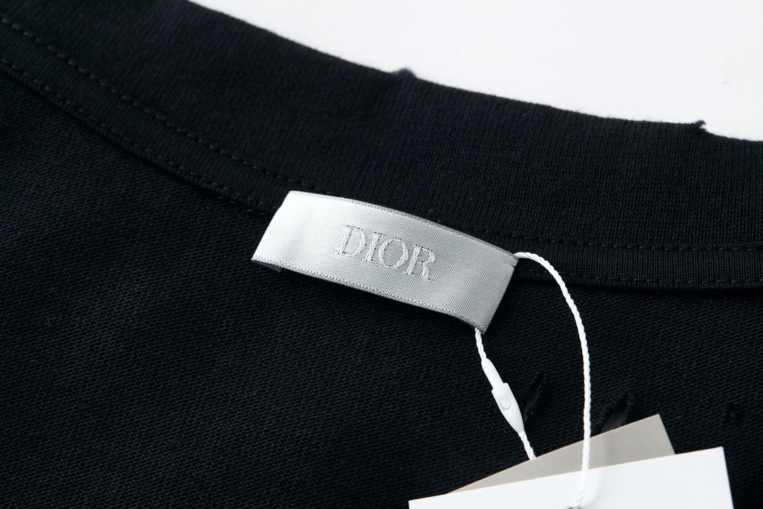 DIOR 迪奥 FW23 Logo字母印花破洞纯色 圆领 T恤 短袖 夏季 男女同款 黑色 343J636A0849-C088