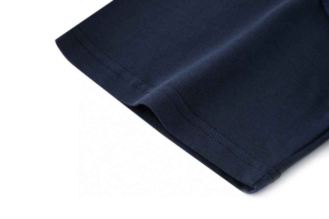 LOUIS VUITTON 路易威登 SS22 针脚印花刺绣 短袖 圆领 T 恤 上衣 夏款 男女同款 蓝色 1A96L5