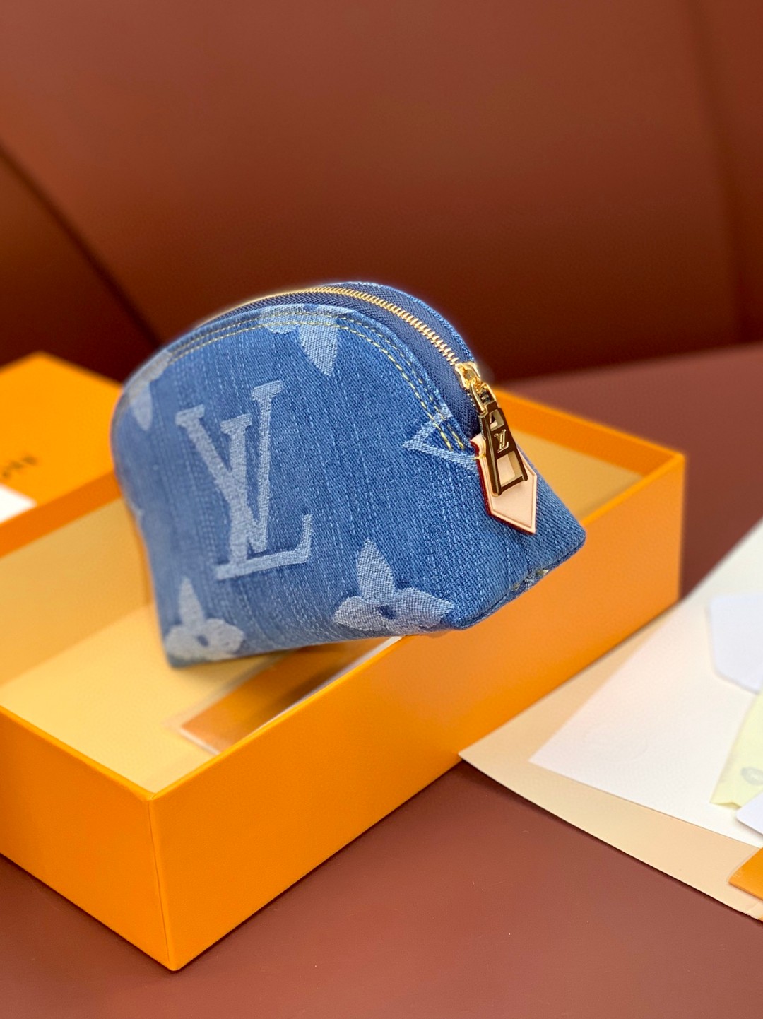 LOUIS VUITTON 路易威登 Pochette Cosmetique PM 老花拉链开合牛仔布 洗漱包 化妆包 小号 蓝色 M24316