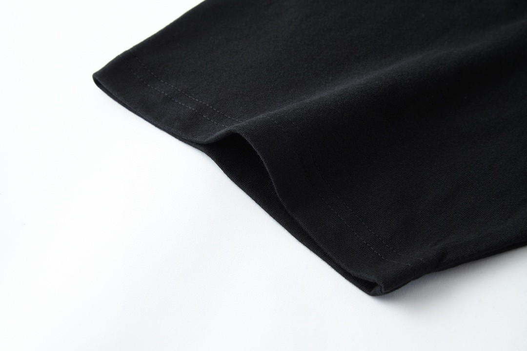 Balenciaga 巴黎世家 模糊溶解字母Logo印花 圆领 短袖 T恤 夏季 黑色 764235TQVI51569