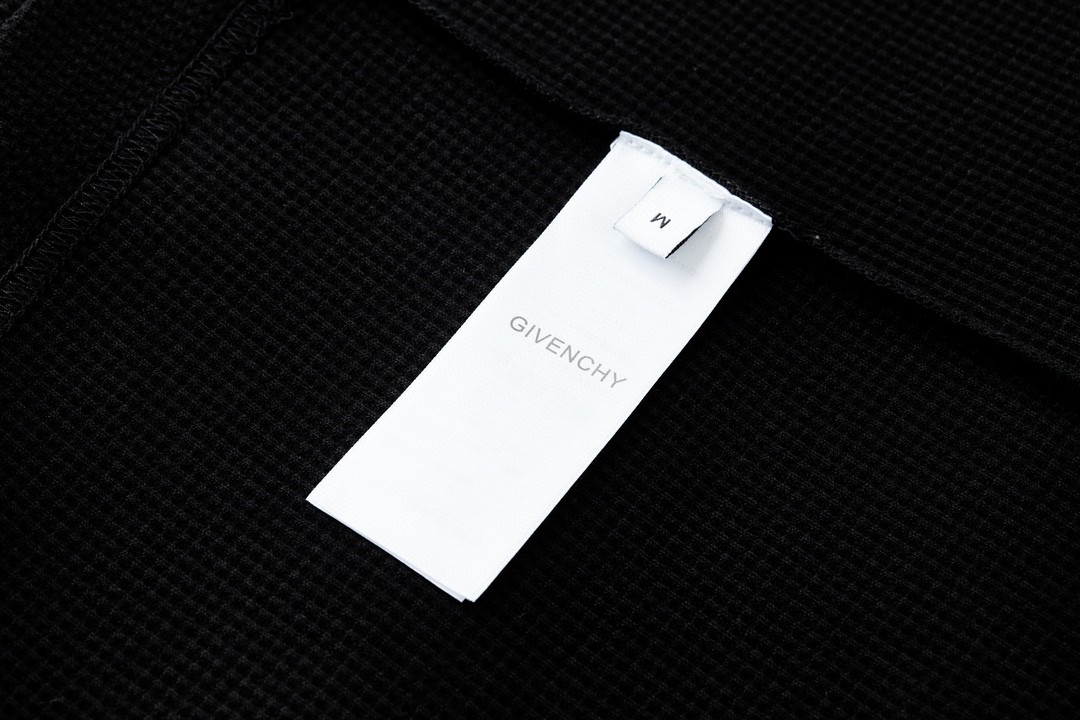 Givenchy 纪梵希 龙年限定 图案刺绣 华夫格卫衣 套头 长袖 秋冬款 黑色 BM71KP3YHT-001