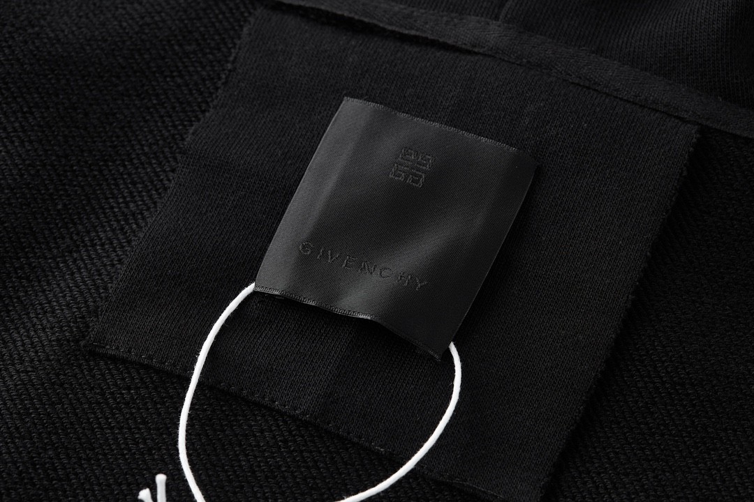 Givenchy 纪梵希 龙年限定 刺绣几何图形 连帽卫衣 套头 长袖 秋冬款 黑色 BMJ0HC3YLV-00