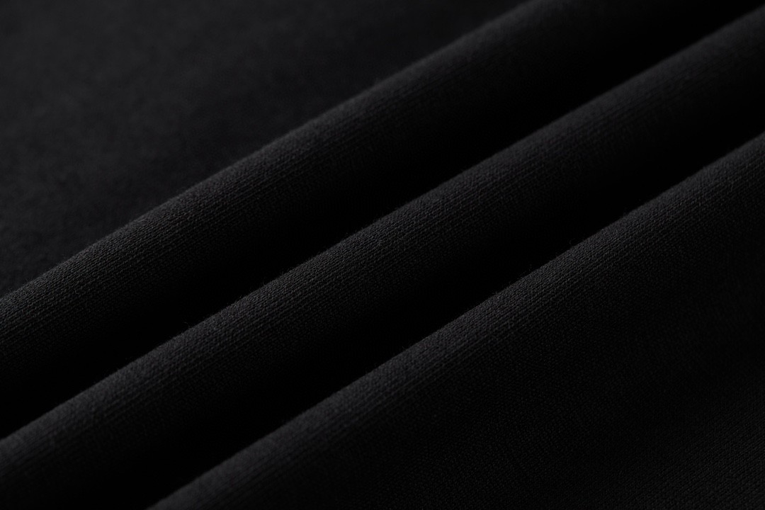 Givenchy 纪梵希 龙年限定 刺绣几何图案 T恤 短袖 套头 夏款 黑色 BM716G3YLV-001