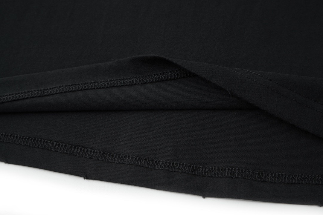 PRADA 普拉达 假日系列 纯色徽标烫钻 圆领 短袖 T恤 黑色 3572AR-12GY-F0002-S-212