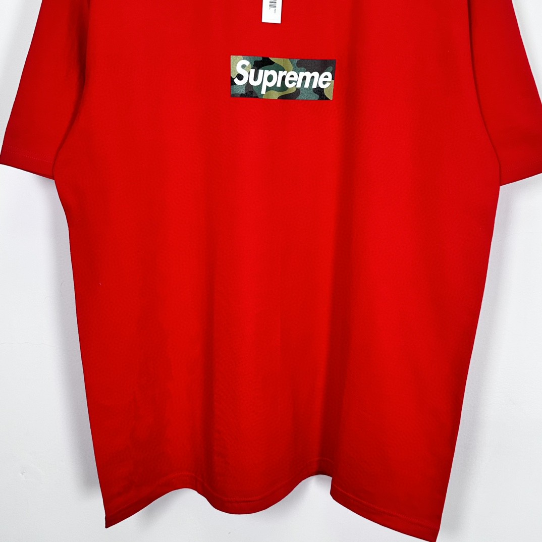 Supreme WEEK17 BOX LOGO TEE 迷彩字母印花 圆领 短袖 T恤 男女同款 红色 SUP-FW23-245