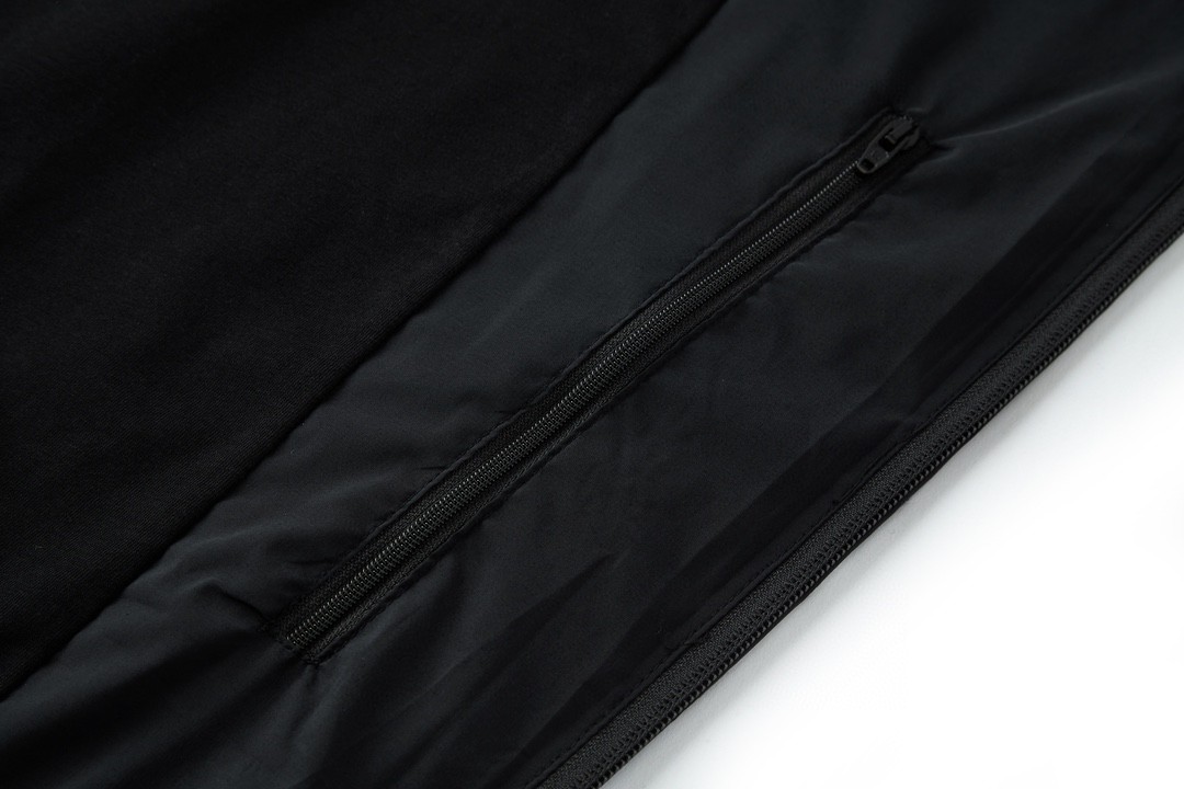 Balenciaga 巴黎世家 曼联10号 长袖 夹克 冲锋衣 外套 秋冬 黑色 780884TPQ381000