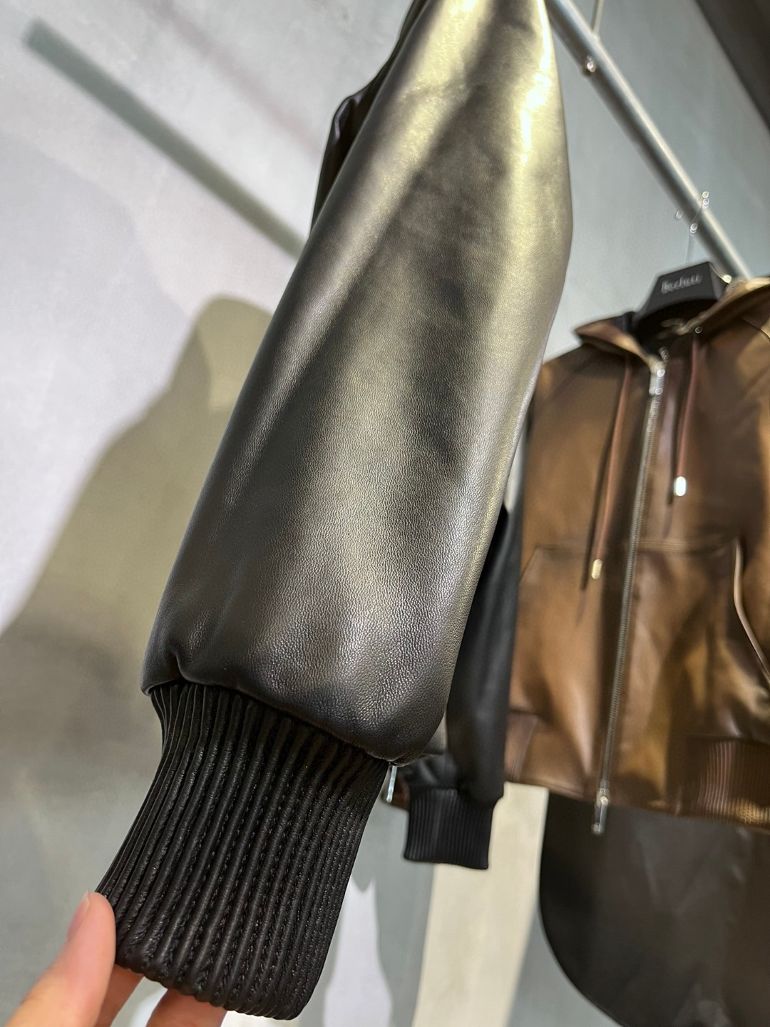 高定系列 Berluti 羊皮连帽夹克 皮衣 外套 长袖 黑色