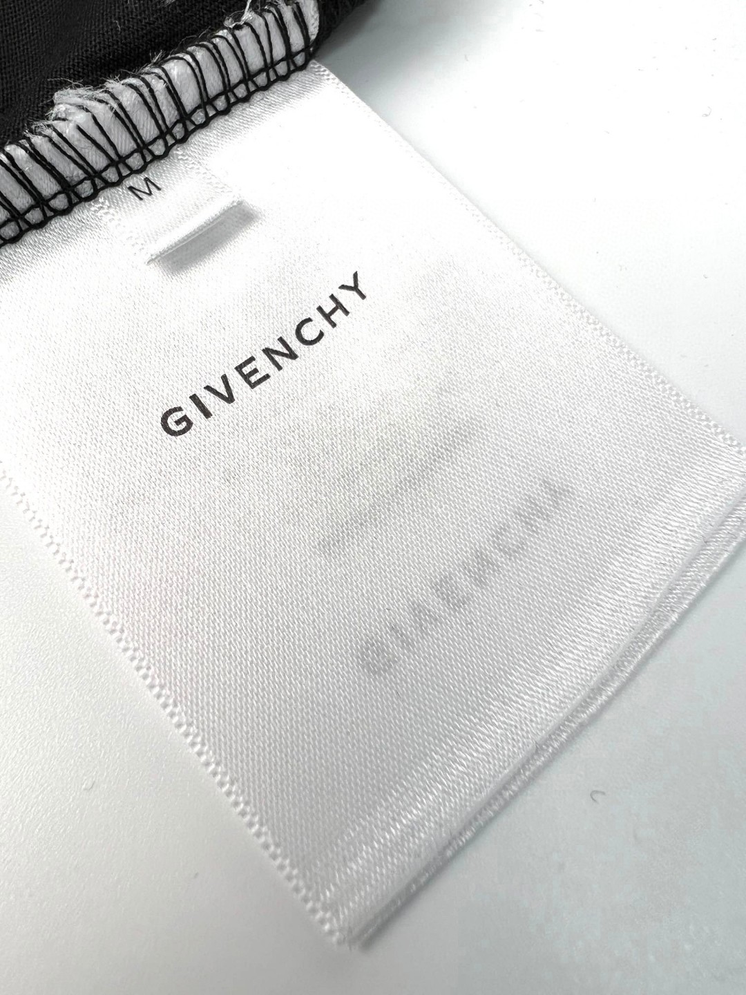 Givenchy 纪梵希 火焰字母logo印花 T恤 短袖 套头 夏款 黑色 BM716G3YGE-001