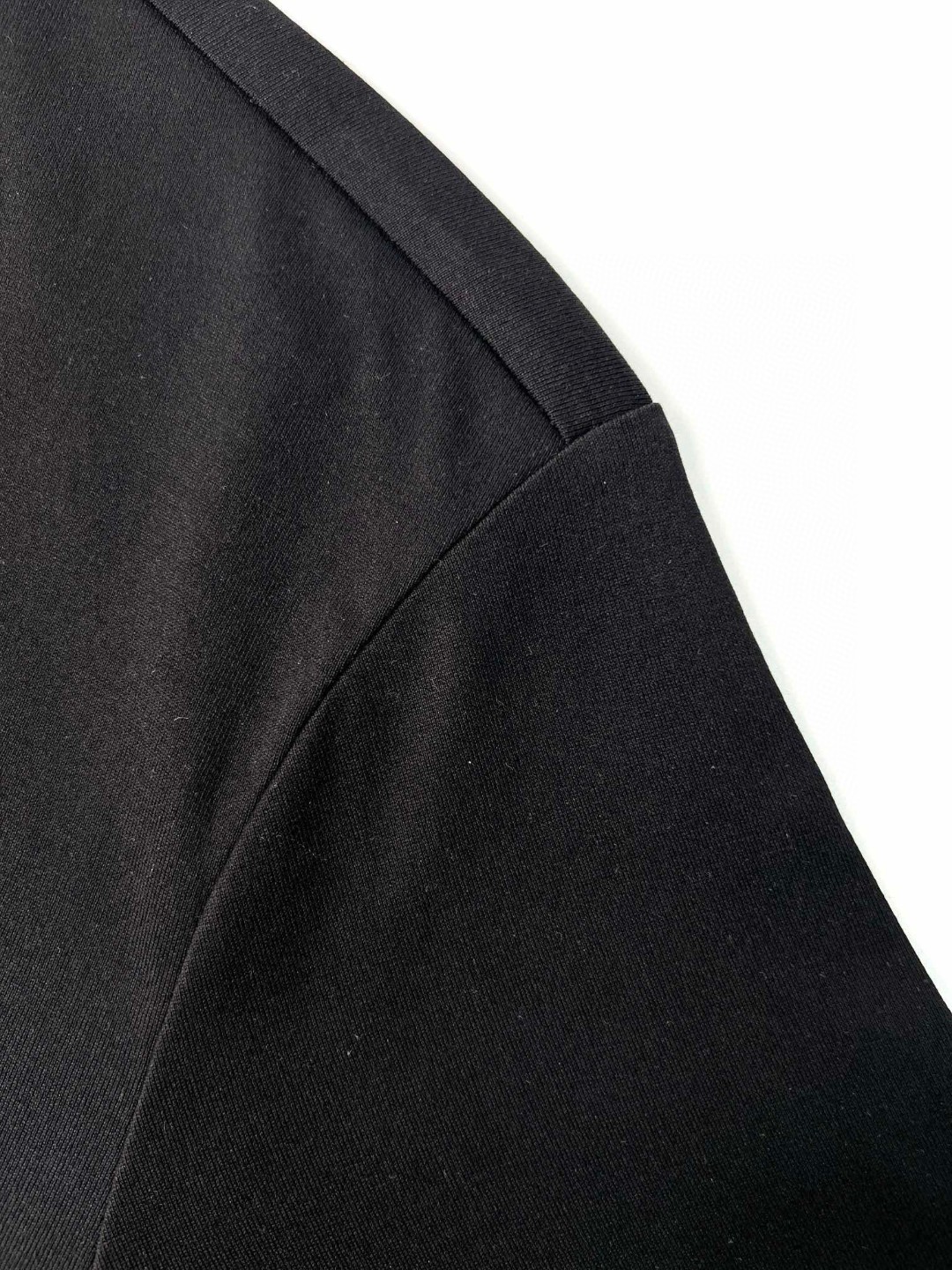 Givenchy 纪梵希 火焰字母logo印花 T恤 短袖 套头 夏款 黑色 BM716G3YGE-001