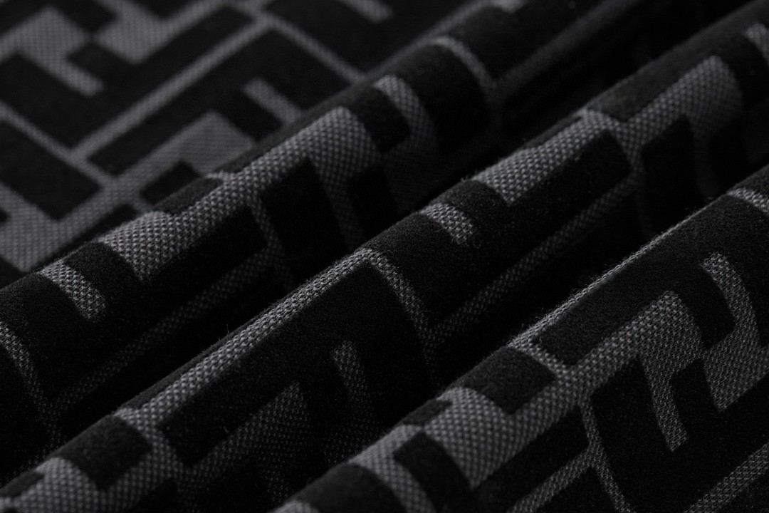 FENDI 芬迪 满印双F字母Logo图案 圆领 T 恤 短袖 上衣 夏款 黑色 FY0936A7D5F0ABB