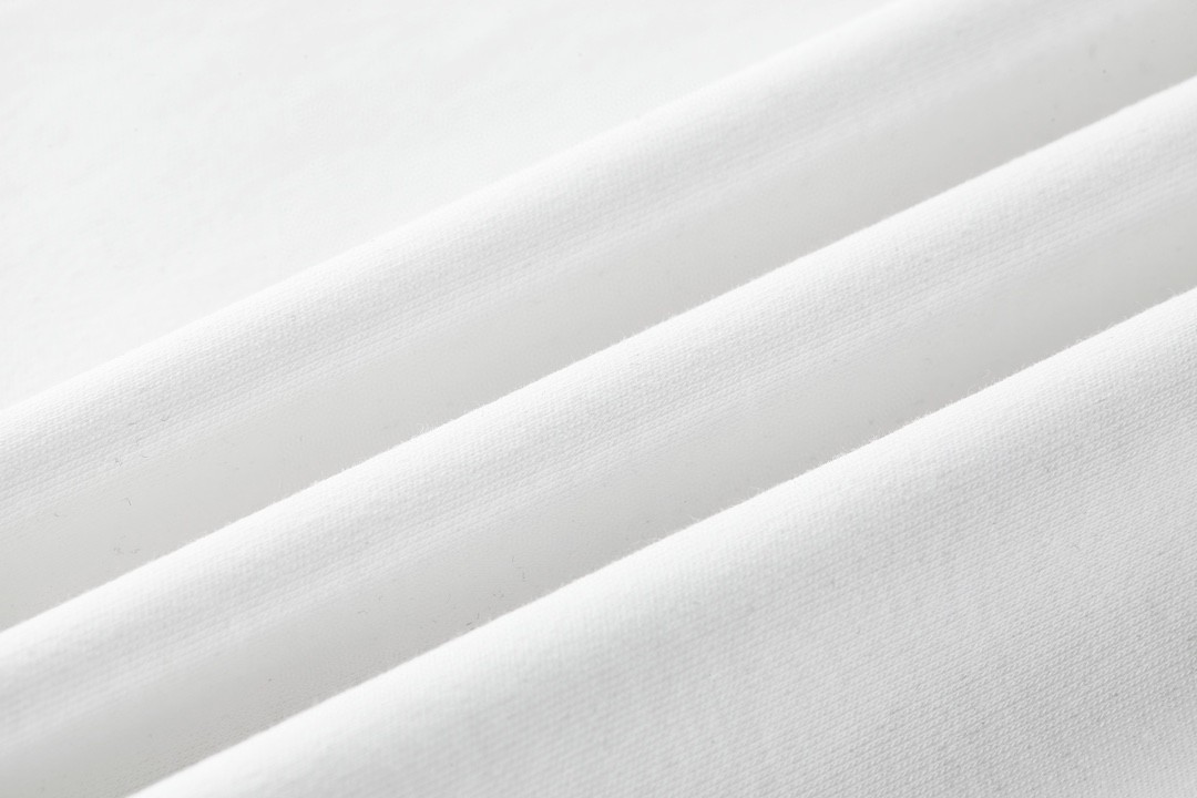 FENDI 芬迪 纯色徽标图案 圆领 T 恤 短袖 上衣 夏款 白色 FY0936AQJEF-0QA0