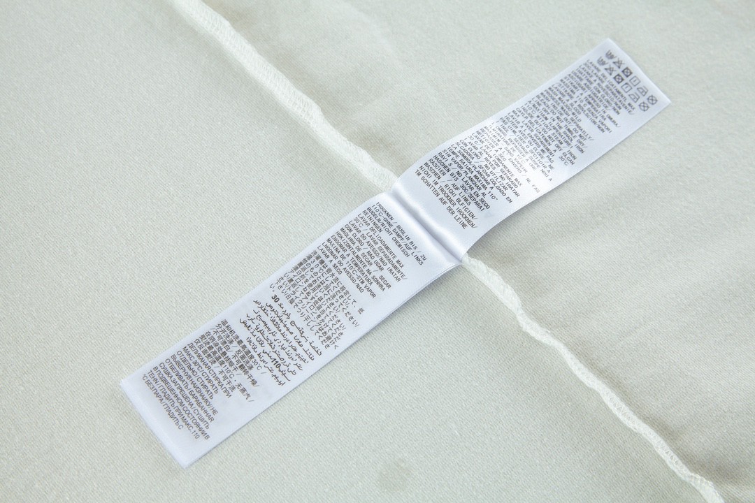 Balenciaga 巴黎世家 剪刀图案字母logo印花 圆领 短袖 T恤 夏季 米白色 739784TOVK19012