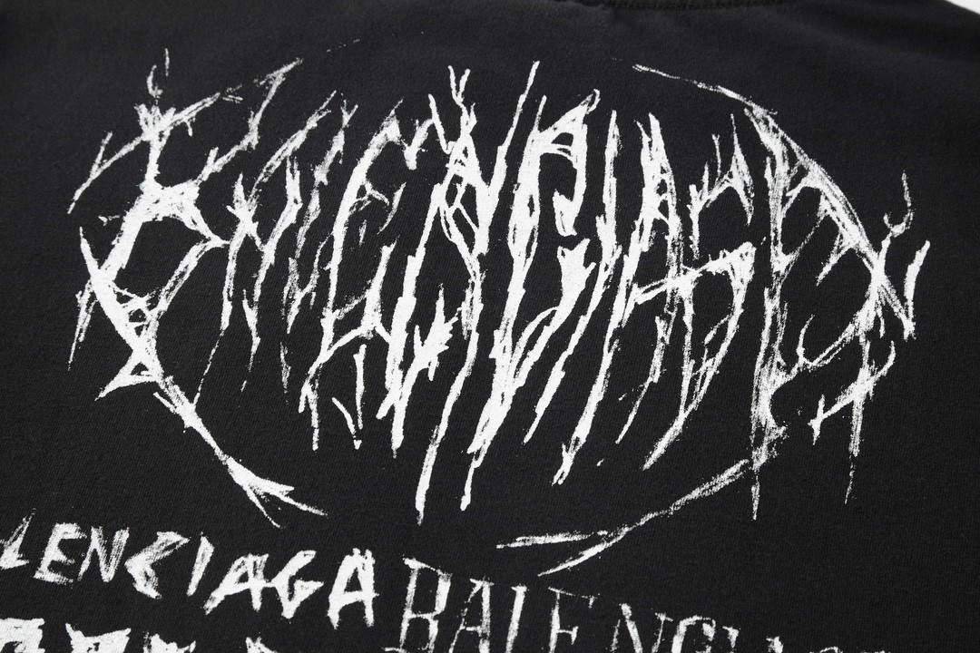 Balenciaga 巴黎世家 New Year 新年系列 字母印花 卫衣 T恤 圆领 长袖 黑色 699191TPVO31569