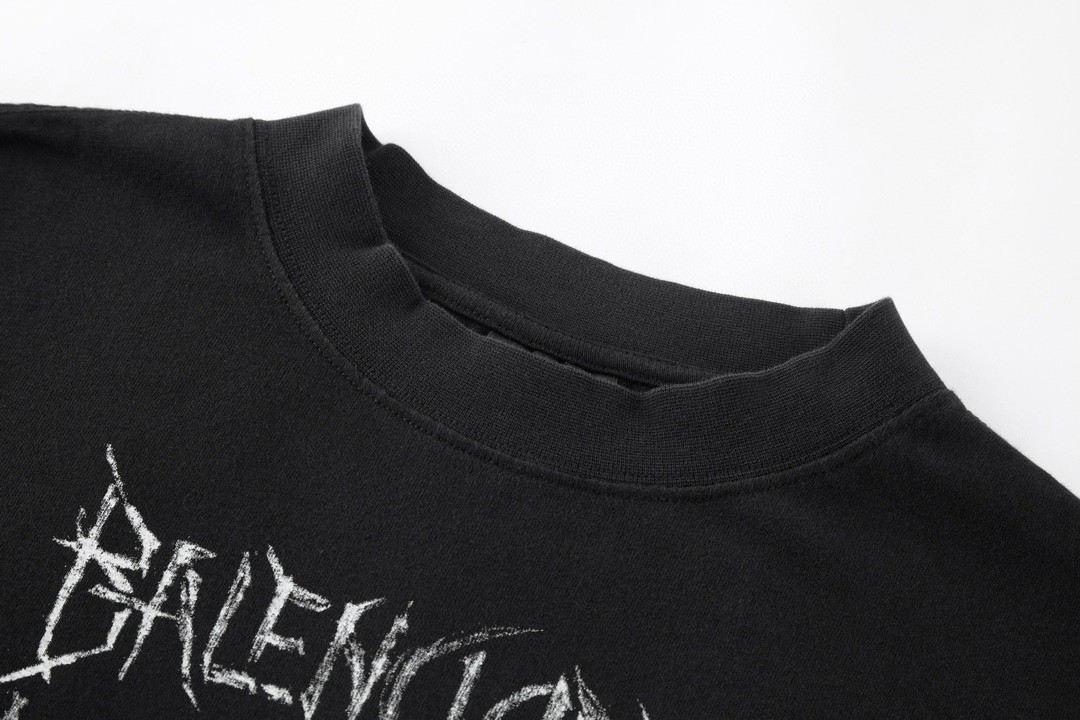 Balenciaga 巴黎世家 New Year 新年系列 字母印花 卫衣 T恤 圆领 长袖 黑色 699191TPVO31569