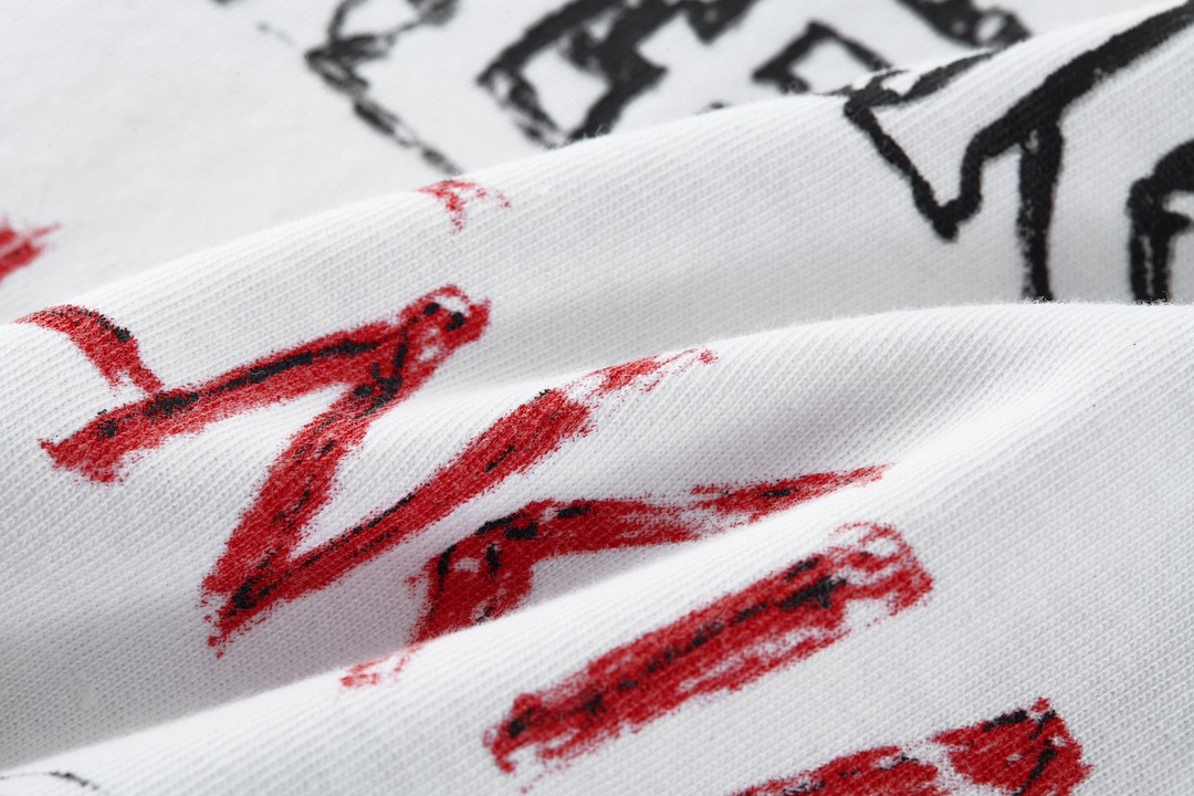 Balenciaga 巴黎世家 New Year 新年系列 字母印花 卫衣 T恤 圆领 长袖 白色 699191TPVO29065