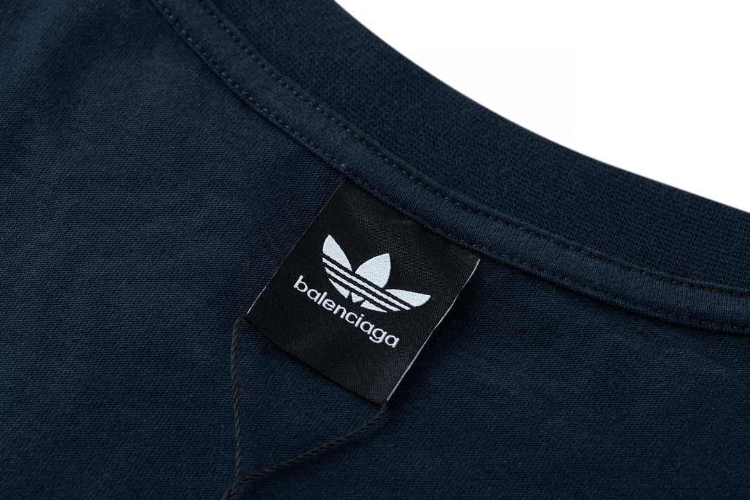 Balenciaga 巴黎世家 adidas 联名款 刺绣字母Logo 圆领 短袖 T恤 夏季 深蓝色 731769TNVA64356