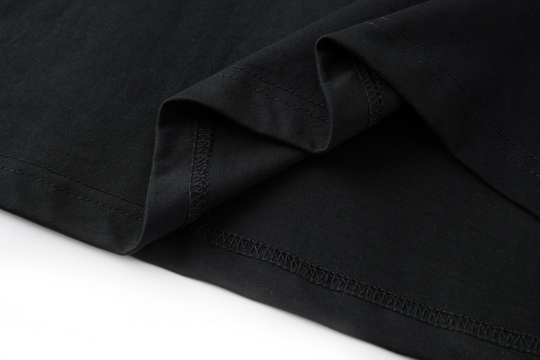 Balenciaga 巴黎世家 纯色字母logo印花 圆领 短袖 T恤 夏季 黑色 6R1T771-JWZZ1-0999