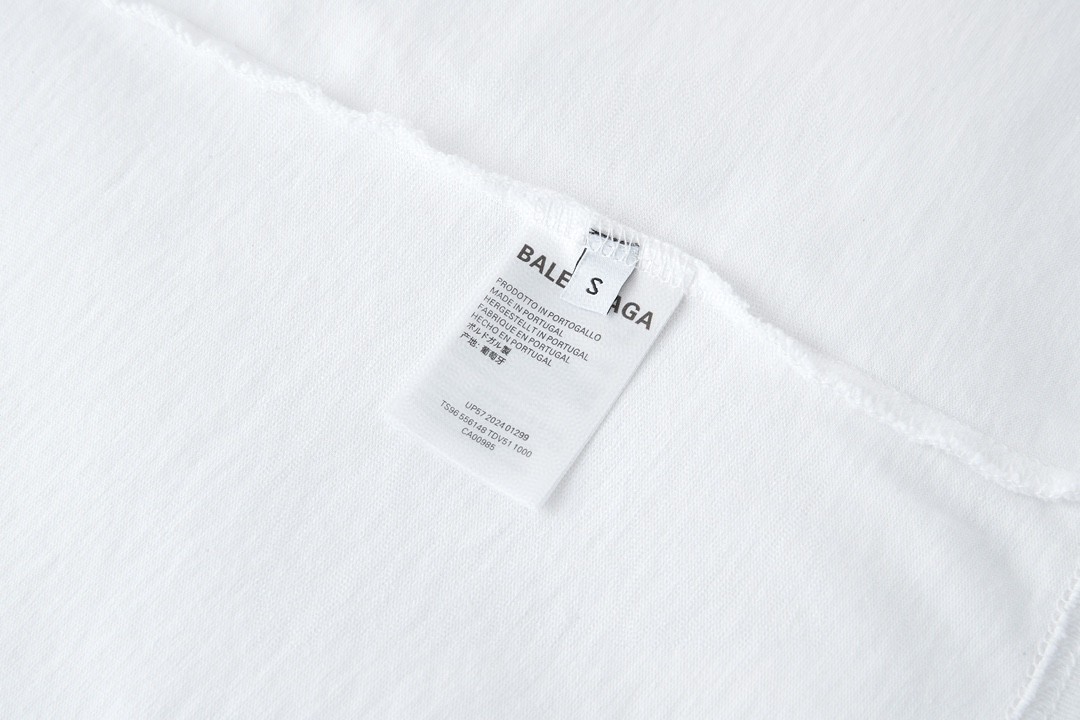 Balenciaga 巴黎世家 New Year 新年系列 字母印花 短袖 T恤 圆领 夏季 白色 641675TPVO29065