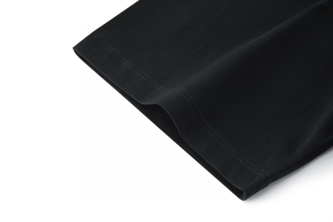 CELINE 赛琳 水钻字母logo 短袖 T恤 圆领 夏款 黑色 2X49F671Q-38BR