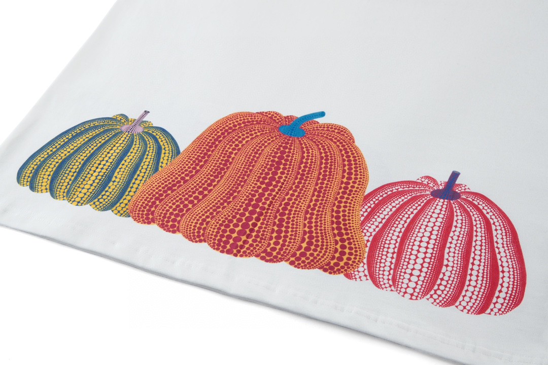 LOUIS VUITTON 草间弥生 Yayoi Kusama SS23 Logo 南瓜印花 短袖 圆领 T 恤 上衣 夏款 白色 1AB74Y