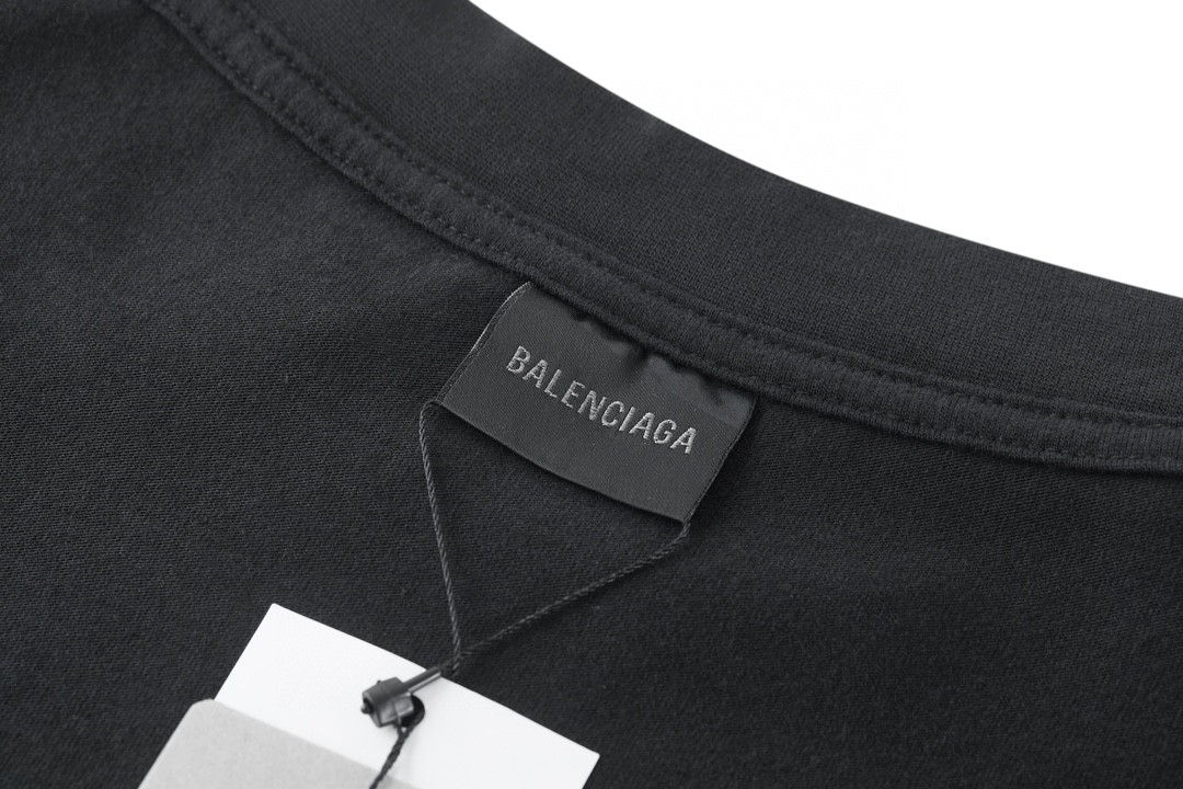 Balenciaga 巴黎世家 曼联做旧刺绣徽章 短袖 T恤 圆领 夏季 黑色 739028TOVN21055