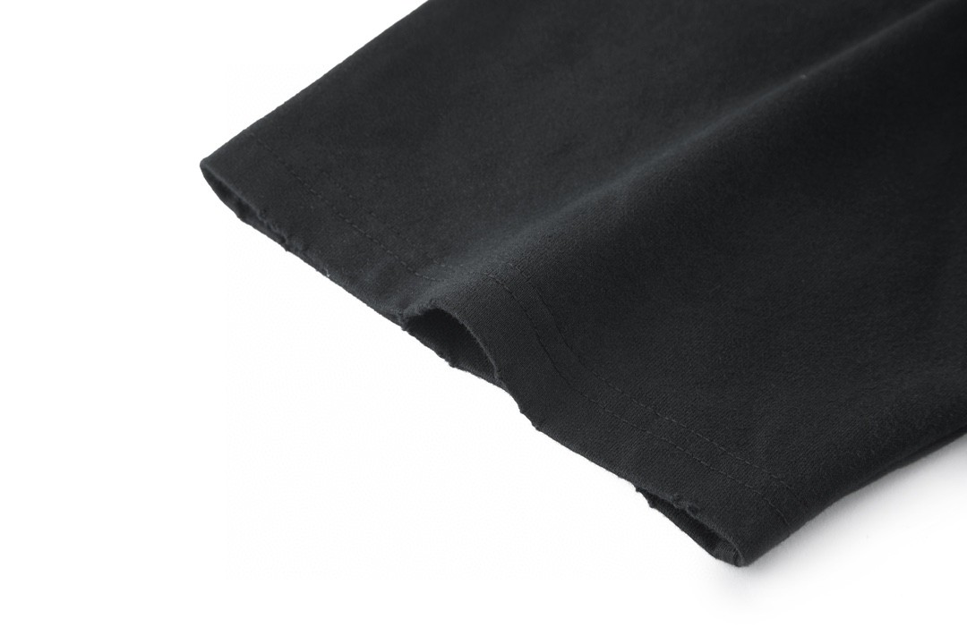 Balenciaga 巴黎世家 曼联做旧刺绣徽章 短袖 T恤 圆领 夏季 黑色 739028TOVN21055